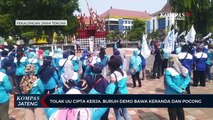 Tolak UU Cipta Kerja, Buruh Demo Bawa Keranda Dan Pocong