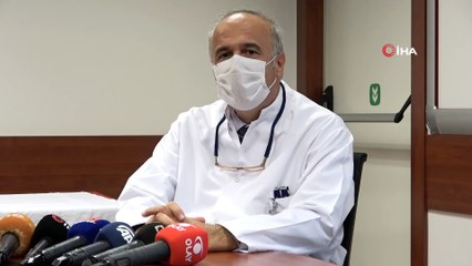 - Dekan gönüllü olarak kendine korona virüs aşısı yaptırdı