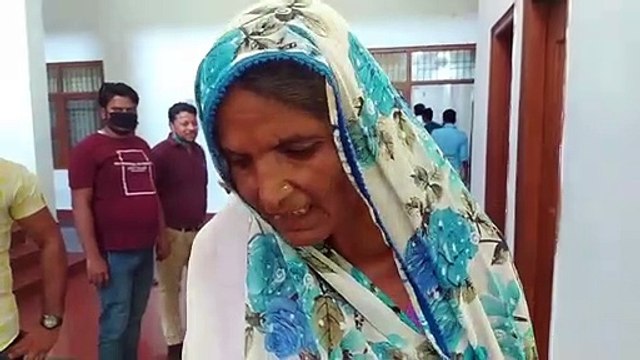 भरथना: कूड़ा डालने को लेकर पीड़ित के साथ हुई मारपीट पीड़ित ने सांसद जी से लगाई मदद की गुहार