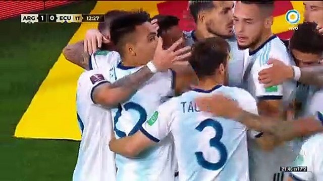 Lionel Messi, de penal, le da el primer festejo de gol de las eliminatorias a la Selección.