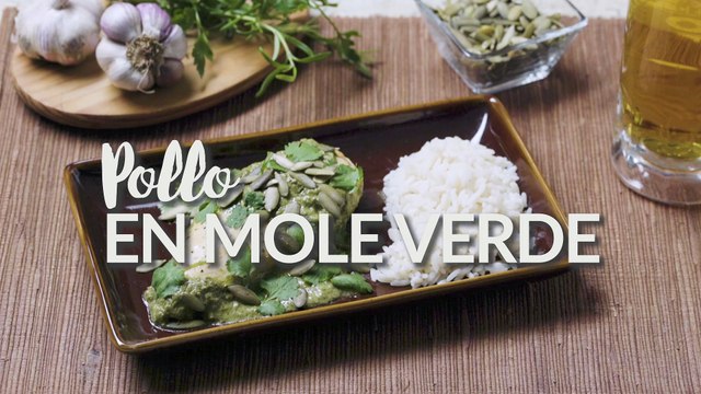 Pollo en mole verde