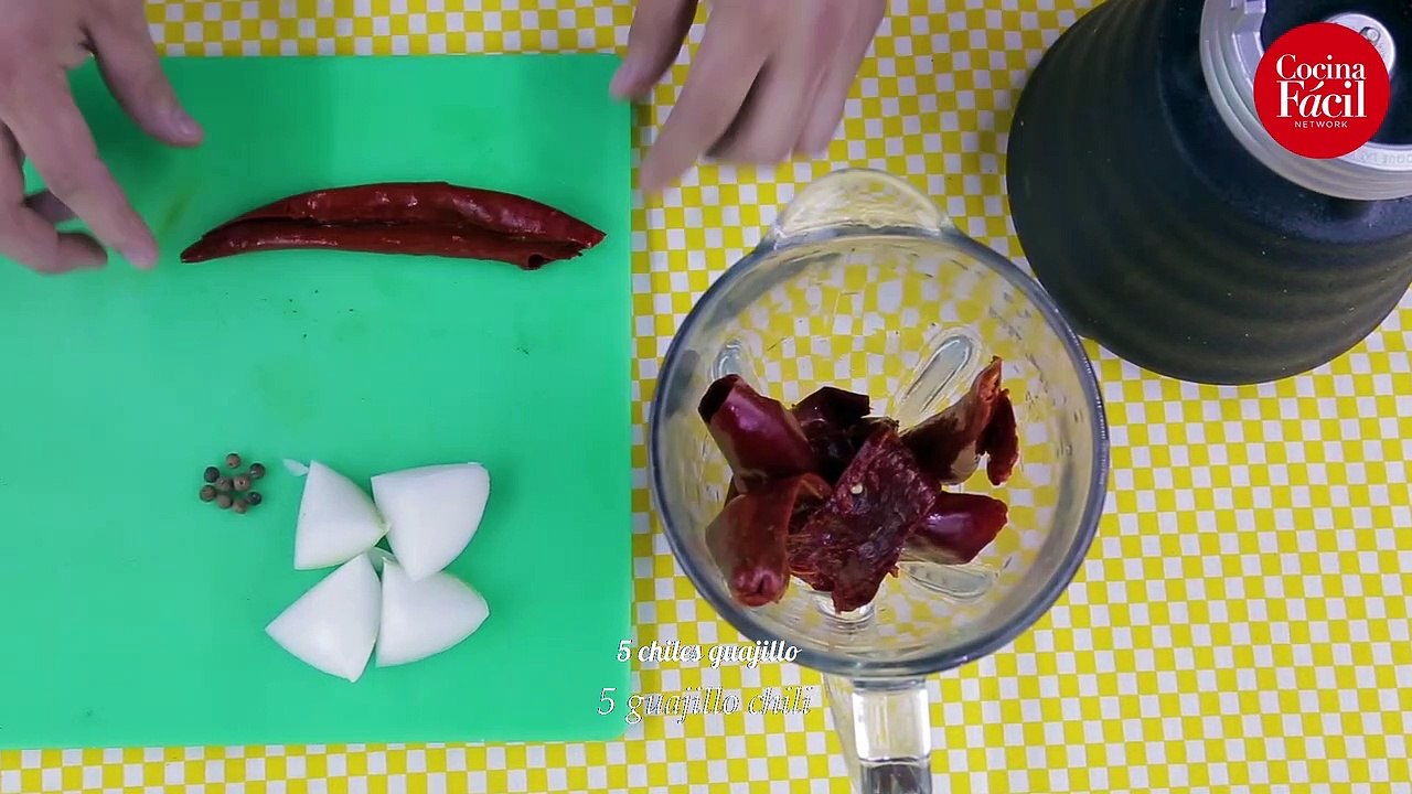 Cómo hacer pozole rojo
