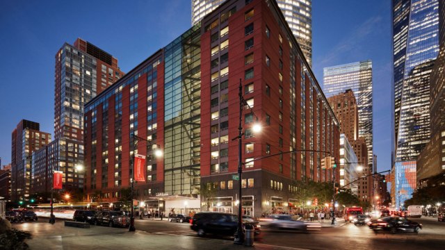 Bored of Your Home Office? Here's a Growing List of Hotels You Can Work From for a Day Rat