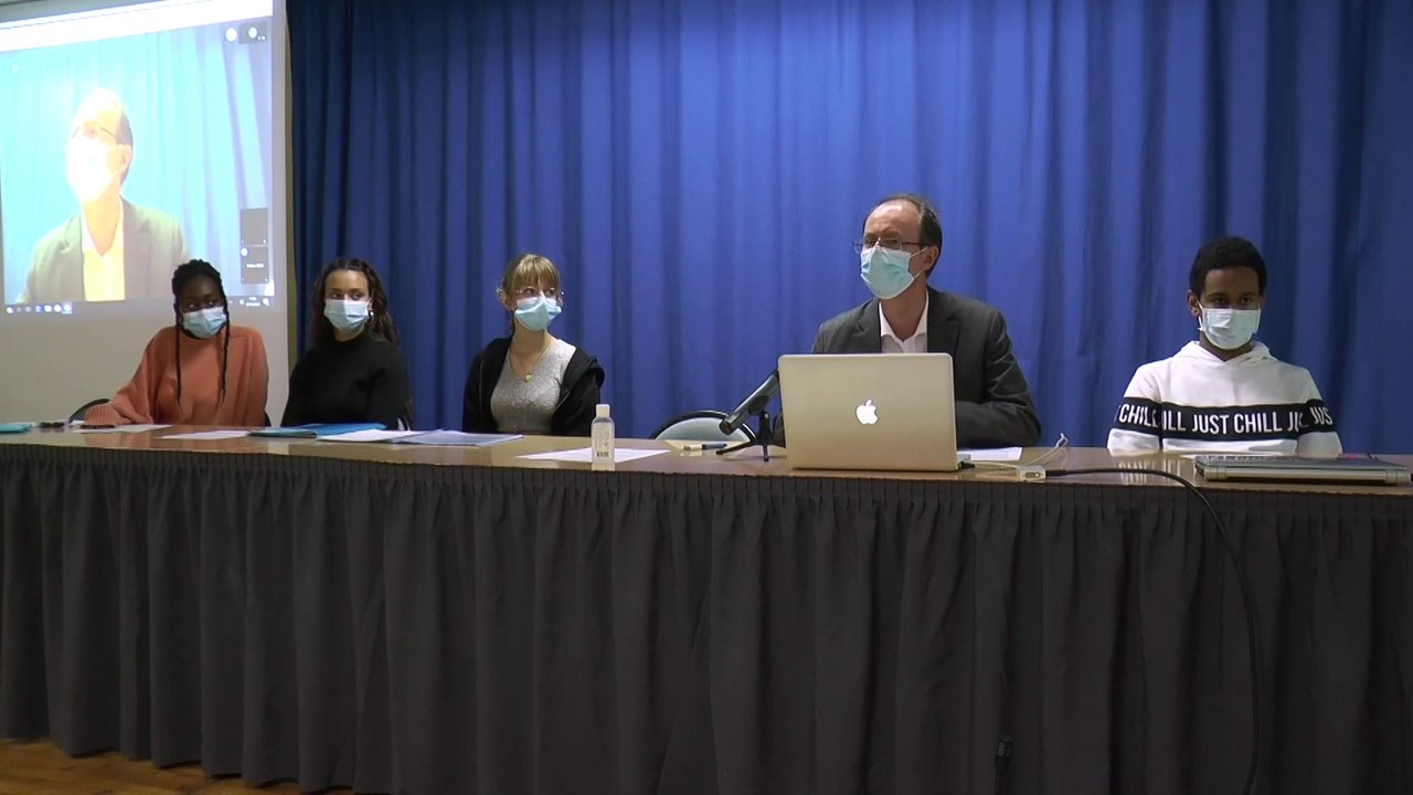 "Notre monde vient d'en trouver un autre" - Montaigne, Jean de Léry et Michel Tournier face à autrui, Jean-Pierre LANGEVIN