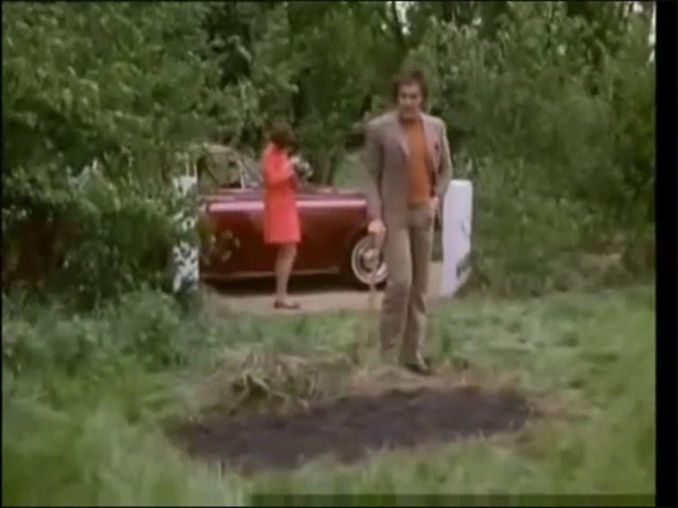 Department S - The Pied Piper of Hambledown.  Peter Wyngarde • Joel Fabiani • Rosemary Nicols • Richard Vernon