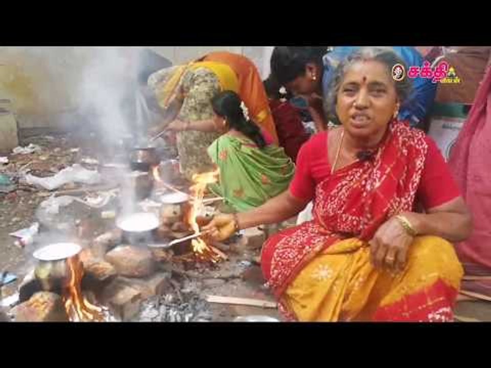 மயிலாப்பூரின் காவல்தெய்வம் முண்டகக்கண்ணியம்மன்...