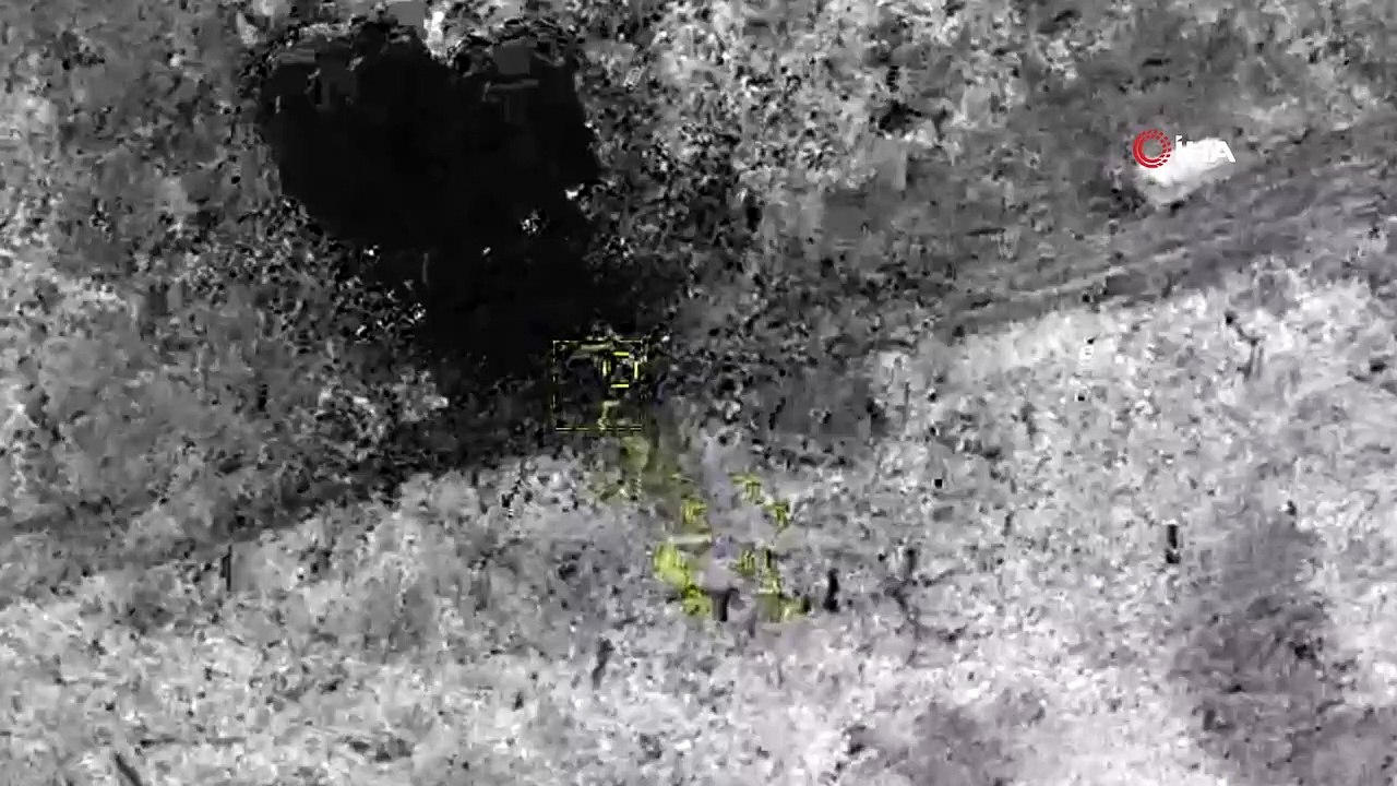 - Azerbaycan Ermenistan ordusuna ait çok sayıda zırhlı aracı imha etti