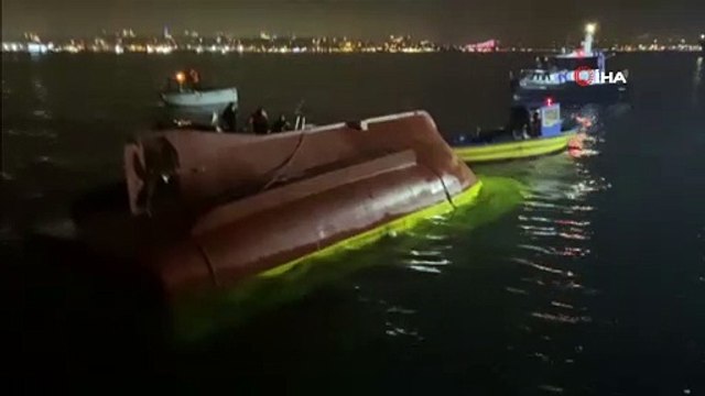 Samatya sahili açıklarında balıkçı teknesi alabora oldu: 2 kişi hayatını kaybetti, 11 kişi de yaralandı