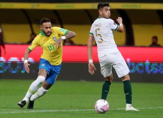 Brésil - Petit pont, roulette : Neymar proche d'un top but !