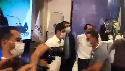 DEVA Partisi'nin Diyarbakır kongresi halaylarla başladı