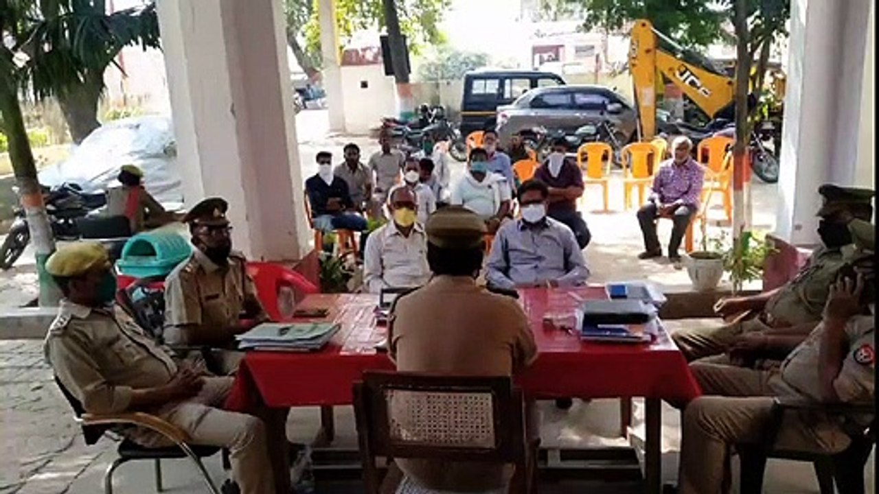 थाने में समाधान दिवस के फरियादियों की सुनी गई समस्याएं, जल्द ही होगा समस्या का समाधान
