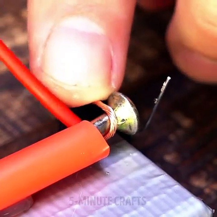 Ideas_for_how_to_make_a_smart_home_by_yourself._(480p)