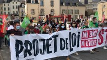 Plus de 700 personnes contre la loi bioéthique