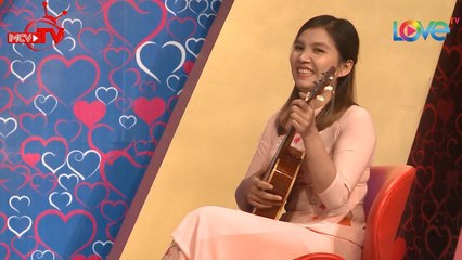 KHÔNG THỂ TIN ĐƯỢC cô nàng Bình Phước đàn hát với ukelele ‘cực cool’ lại xinh thế này vẫn ế 