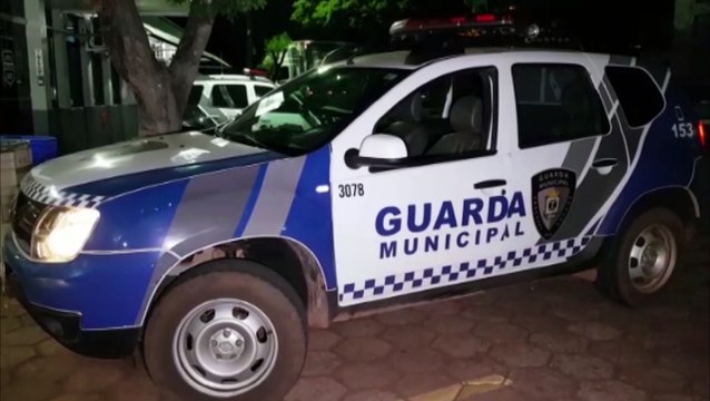 Condutor de carro é detido em ação da Transitar e GM na Avenida Carlos Gomes