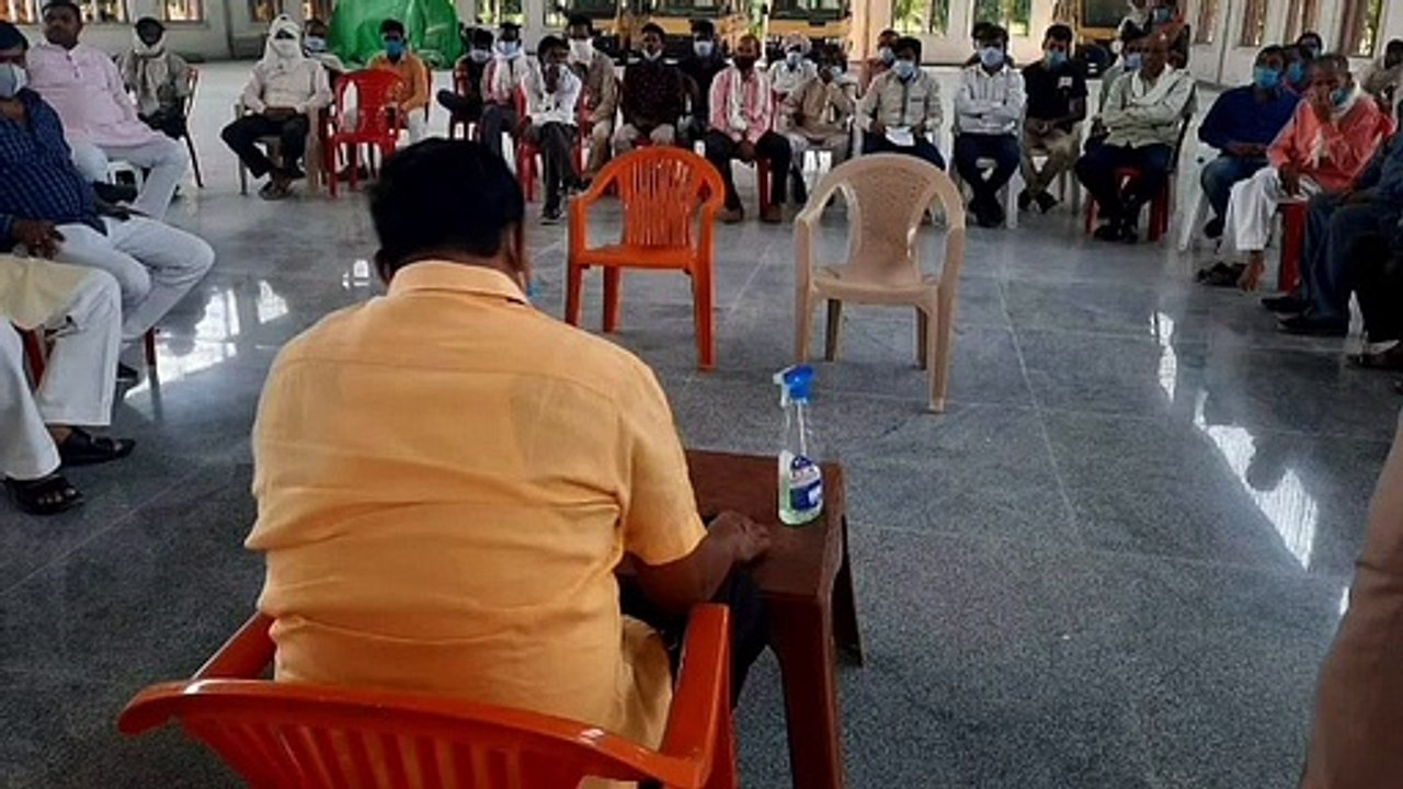 सांसद के जनता दरबार में जनता की समस्याओं का हुआ समाधान