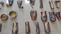 Cinco investigados en Baena (Córdoba) por 12 hurtos de ornamentos funerarios