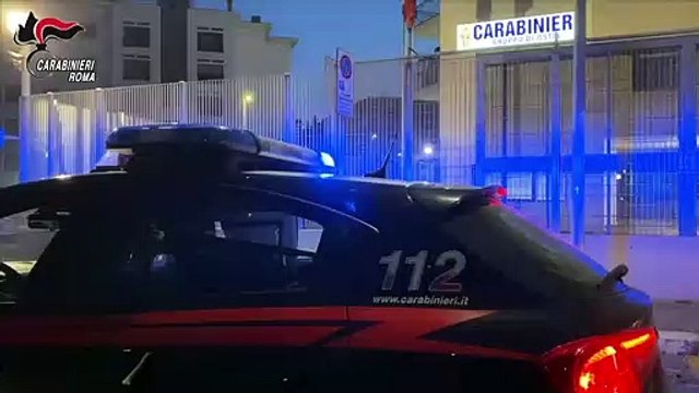 Ostia, in manette il piromane dei cassonetti