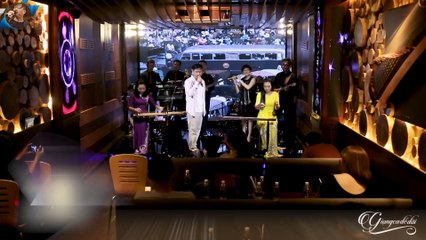 Liên Khúc Nghèo (Tình Đời Tay Trắng & Yêu Người Chung Vách) - Quang Lập