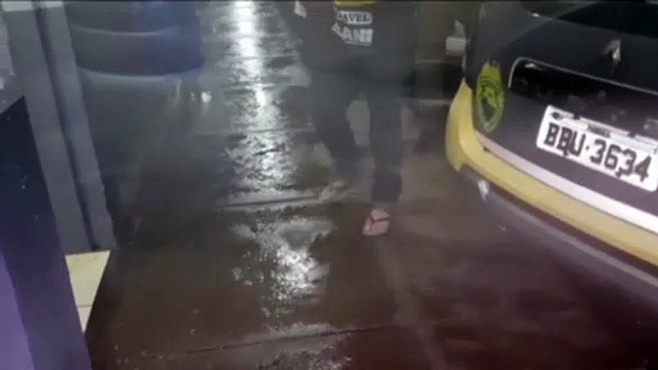 Motorista é detido por embriaguez após causar acidente no Bairro Floresta