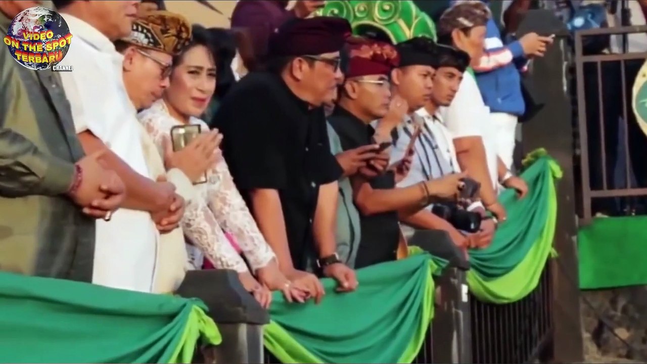 Puluhan Penari Kerasukan Saat ikut Festival Tari Di Tanah LoT Bali!! Masuk Nyi Ratu.--_1080p