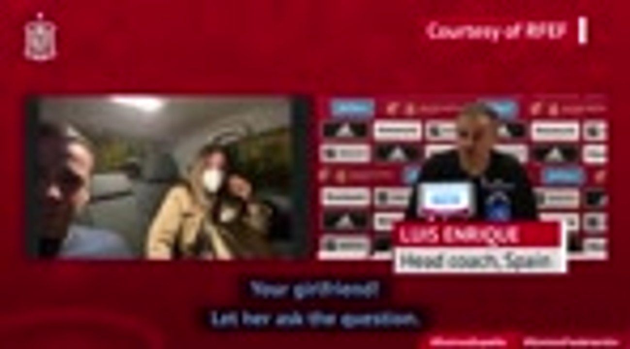 Luis Enrique asked a question by journalist's girlfriend from a taxi