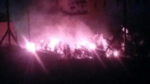 Rumlar Türk tarafına yürüdü... Olayı duyan Kıbrıs Türk halkı bölgeye akın etti