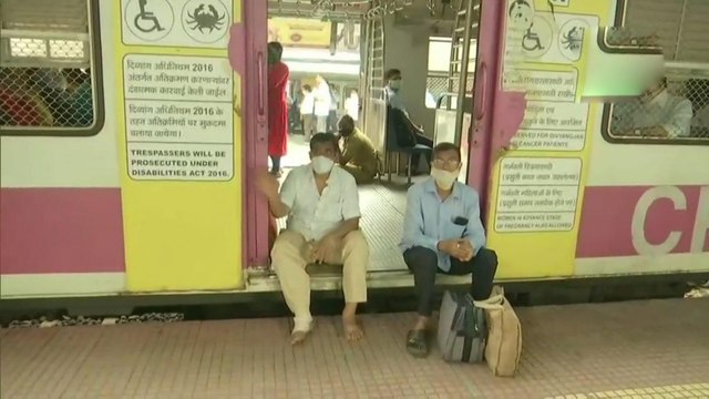 Mumbai Power Outage: local trains, metro services disrupted
