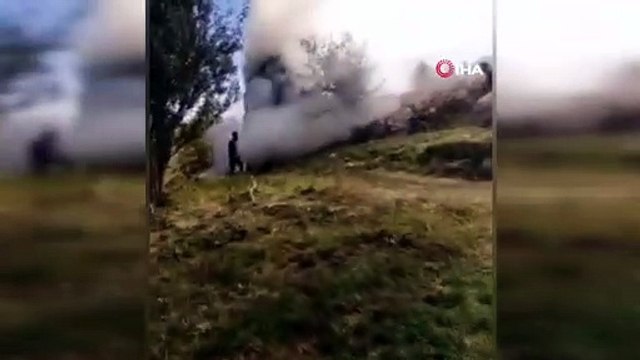 Köylüler yangını söndürebilmek için zamanla yarıştı