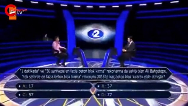 Kim Milyoner Olmak İster yarışmacısı Hikmet Karakurt sosyal medyanın gündemine oturdu