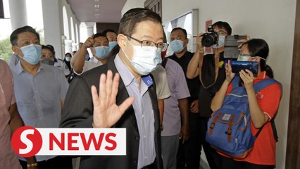 Descargar video: Prosecution to amend two charges against Guan Eng in Penang undersea tunnel case