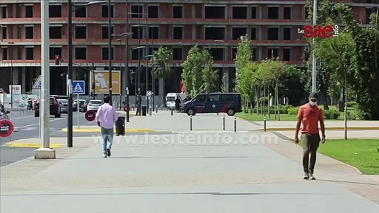 قبل مباراة الحسم بين الرجاء والجيش.. استنفار أمني أمام مركب محمد الخامس بالبيضاء