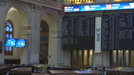 El Ibex 35 se pasa al terreno negativo tras la apertura y pierde un ligero 0,15 %