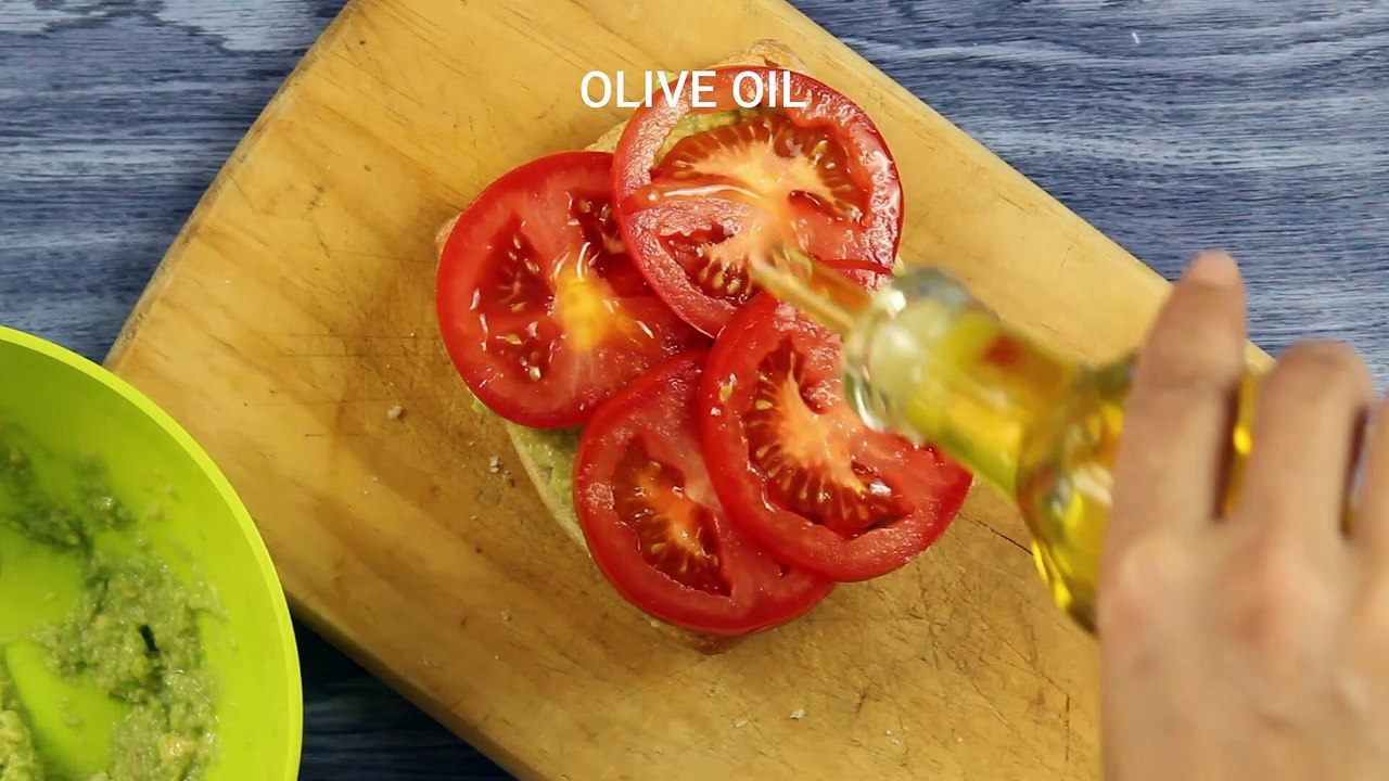 How to make AVOCADO TOMATO TOAST -  Vegan Breakfast Recipes x 4