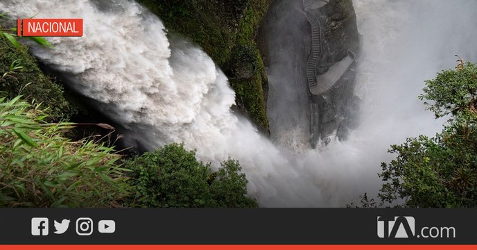 Decenas de personas visitaron el cantón Baños de Agua Santa