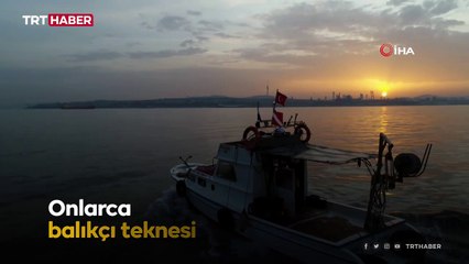İstanbul Boğazı'nda balıkçıların zorlu mesaisi