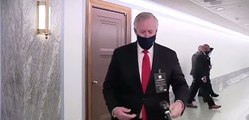 Whitehouse Chief of Staff Refuses to Wear Mask at Capital; Reporters Refuse to Speak w Him