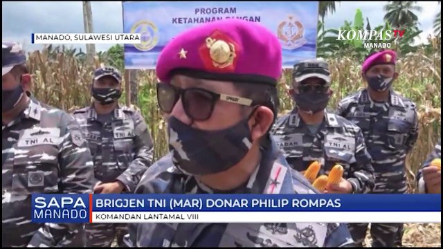LANTAMAL VIII Dan Kelompok Tani Panen Jagung