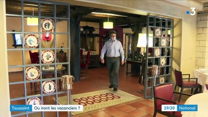 Coronavirus : les Français encouragés à partir en vacances