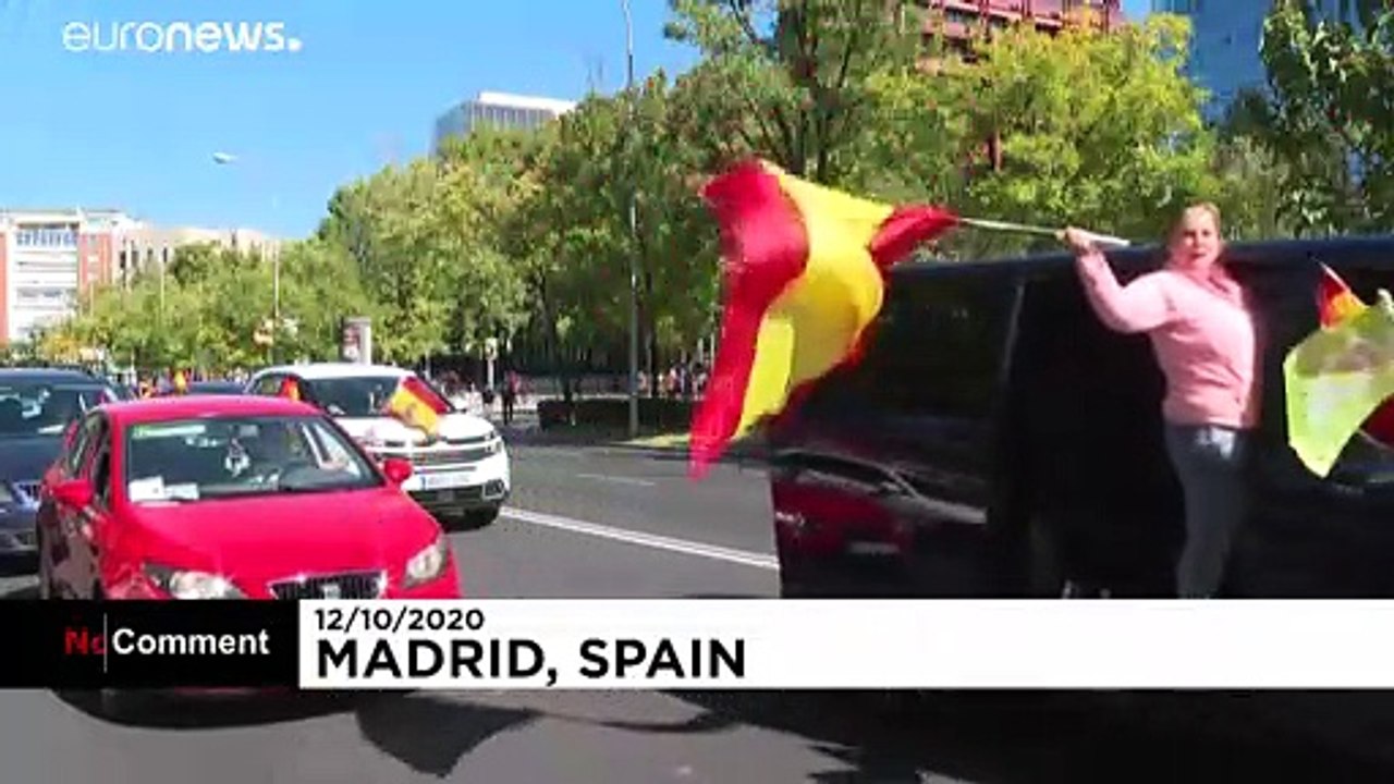 Madrid: Vox-Anhänger gehen gegen Regierung auf die Straße