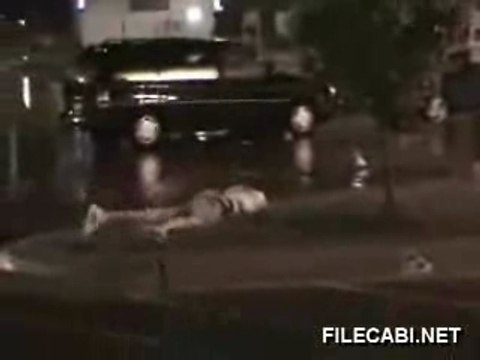 Régis et le panneau stop la belle gamelle