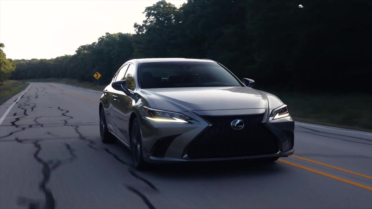 Der neue Lexus ES setzt neue Maßstäbe