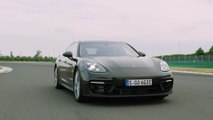The new Porsche Panamera 4S E-Hybrid Executive Driving Video
