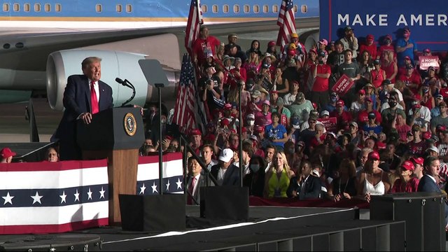 Выборы в США: Трамп гарцует, Байден объединяет