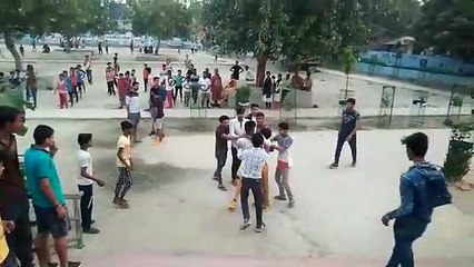 2 गुटों में मारपीट का वीडियो सोशल मीडिया पर वायरल