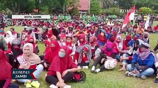 Kembali Buruh Demo Tolak UU Cipta Kerja