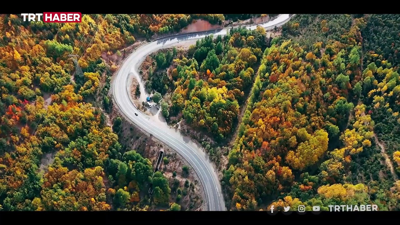 Sivas'ı Karadeniz'e bağlayan geçitte sonbahar güzelliği