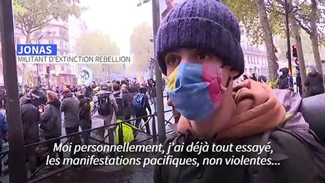 Climat: action d'Extinction Rebellion devant le ministère de l'Environnement