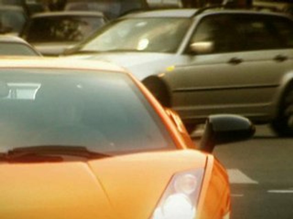 Lamborghini vs ferrari (remake bullit)
