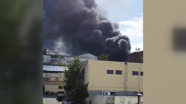 대구 스티로폼 공장에 불...검은 연기로 신고 잇따라 / YTN